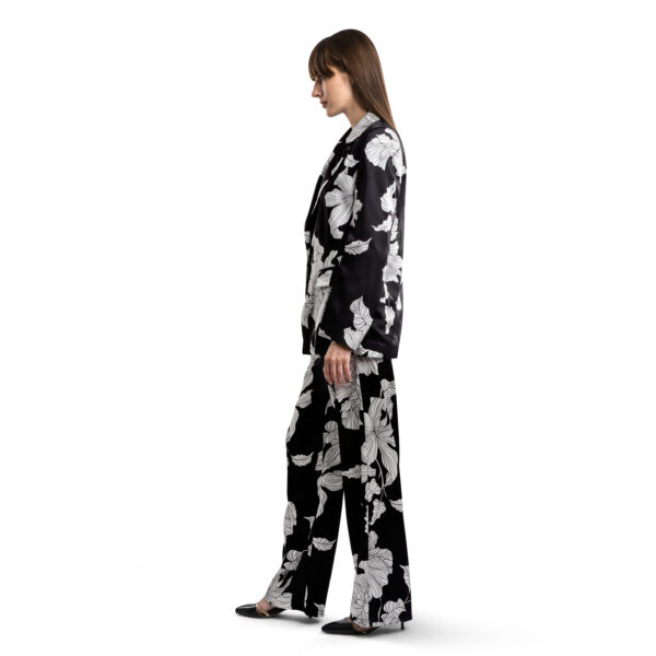 NOIR BLOOM - Image 3