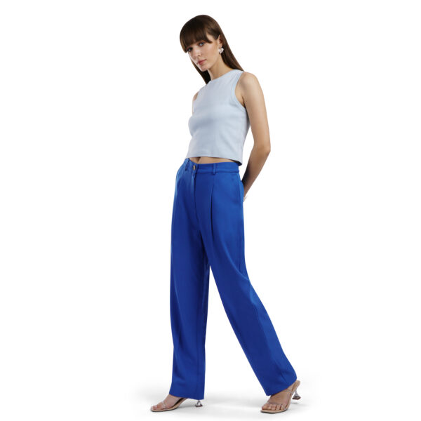 AZURE POISE - Image 3