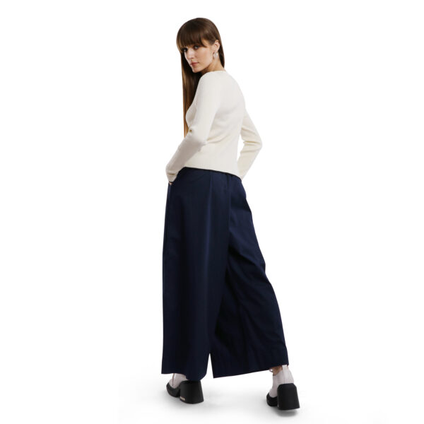 SNOWDRIFT ELEGANCE - Image 2